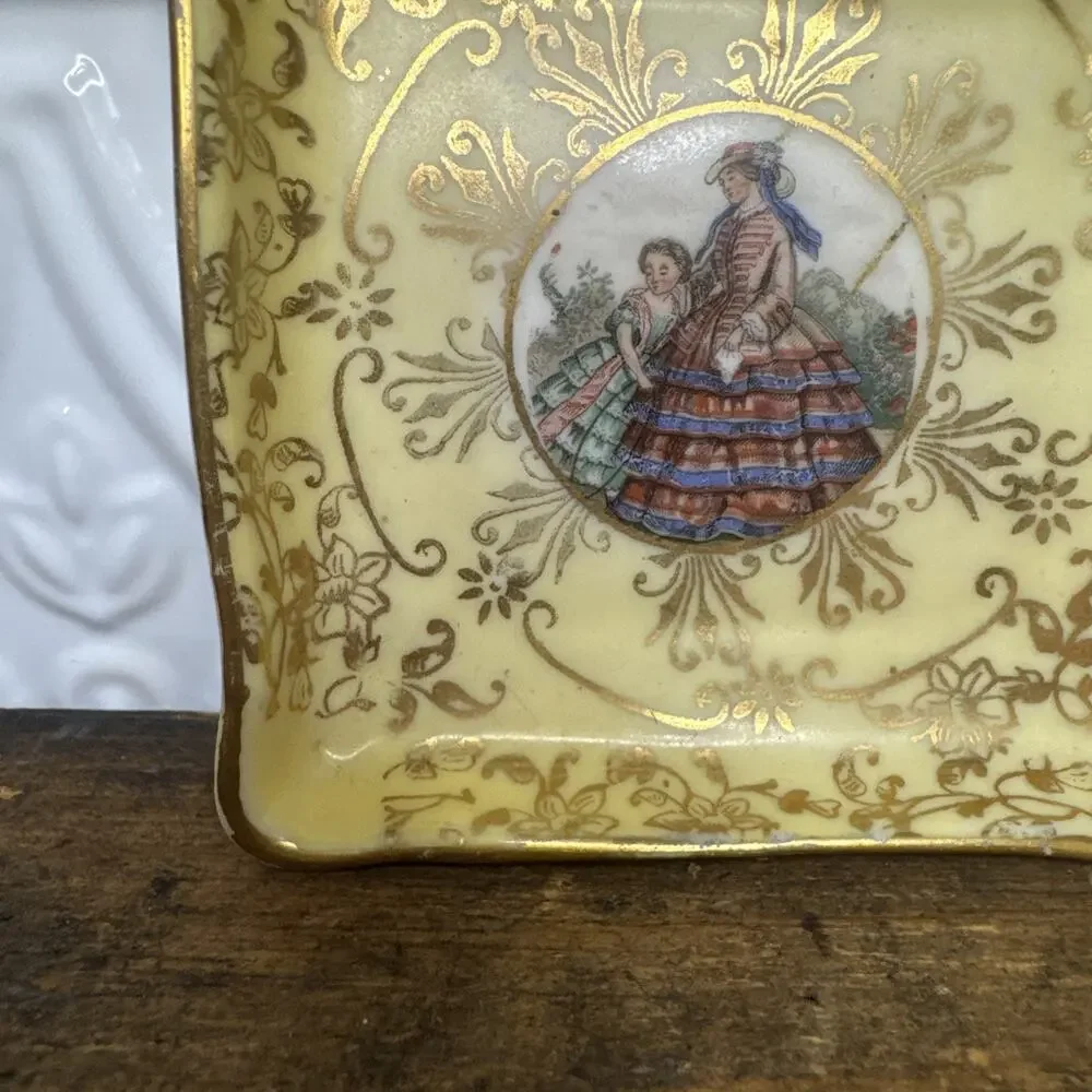 Vtg. M&R USA Porcelain Butter Pat Pin Tray Ring Dish Victorian Gold Gilt